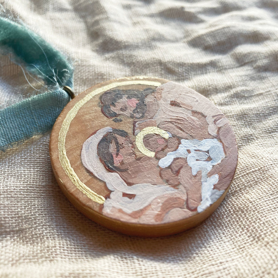 HOLY FAMILY NO.4 - NEUTRAL | HAND PAINTED ORNAMENT ON WOOD
