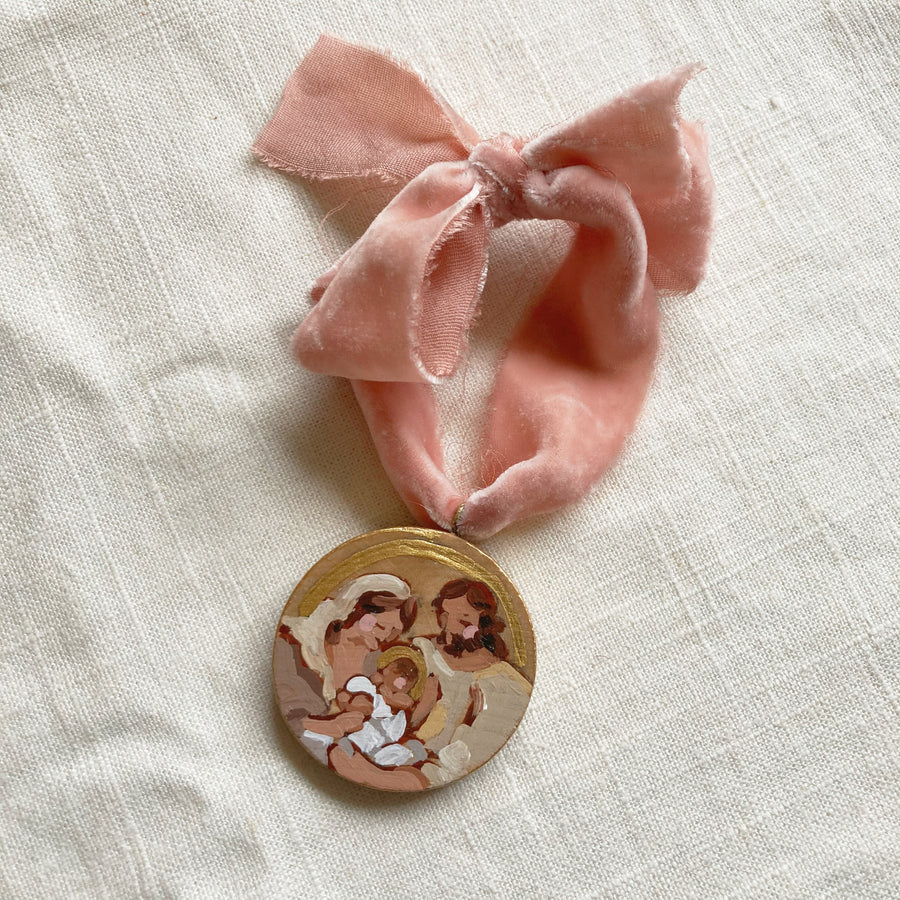 HOLY FAMILY NO. 2 | HAND PAINTED ORNAMENT